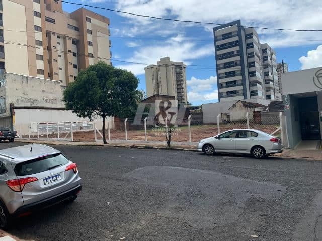 Área para vender no Osvaldo Rezende image 1